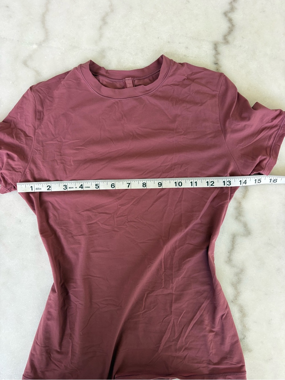 SKIMS Fits Everybody Short Sleeve T-Shirt Tee Top Small Beet Color Worn Once - Picture 7 of 10